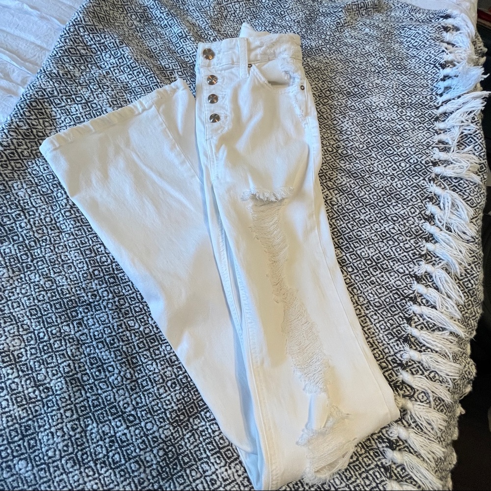 Joe’s Jeans White ‘The Charlie Flare’ High Rise